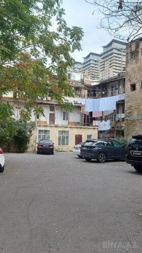 Satılır 3 otaqlı köhnə tikili 57 m², 28 May m., photo 10 from 28