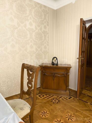 Satılır 5 otaqlı köhnə tikili 165 m², Nəsimi r., photo 10 from 26