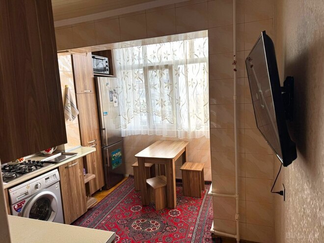 Satılır 3 otaqlı köhnə tikili 90 m², Qara Qarayev m., photo 6 from 13