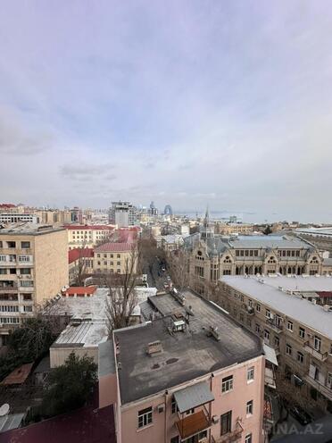 İcarəyə verilir 3 otaqlı yeni tikili 135 m², İçəri Şəhər m., photo 10 from 21