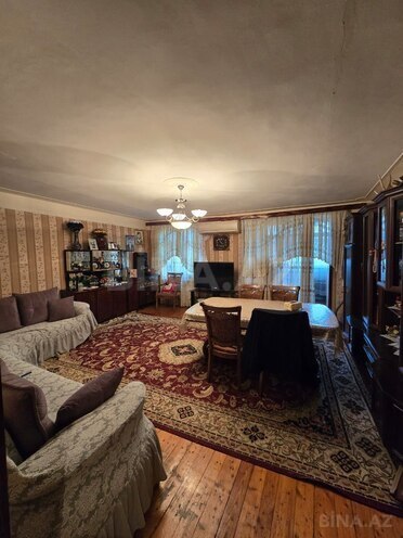 Satılır 4 otaqlı köhnə tikili 85 m², Həzi Aslanov m., photo 1 from 16