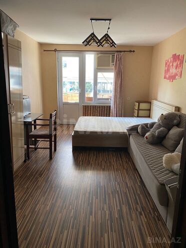 Продаётся 3-комн. вторичка 65 м², м. Элмляр Академиясы, photo 3 from 13