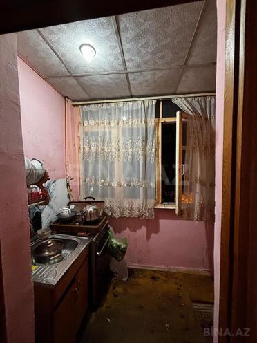 Satılır 2 otaqlı köhnə tikili 70 m², 28 May m., photo 18 from 21