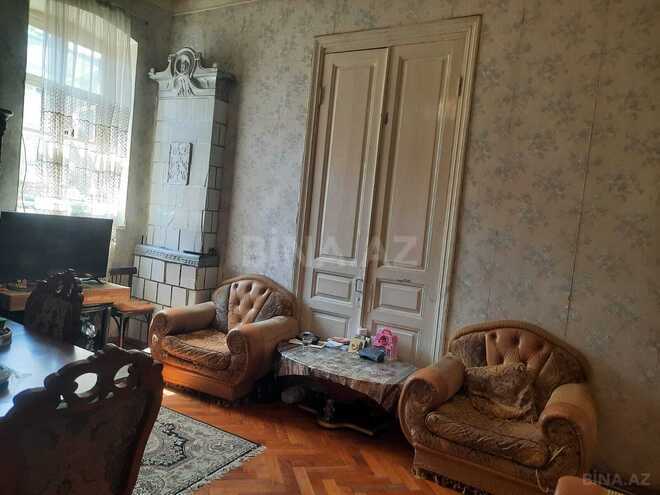 Satılır 2 otaqlı köhnə tikili 62 m², 28 May m., photo 5 from 15