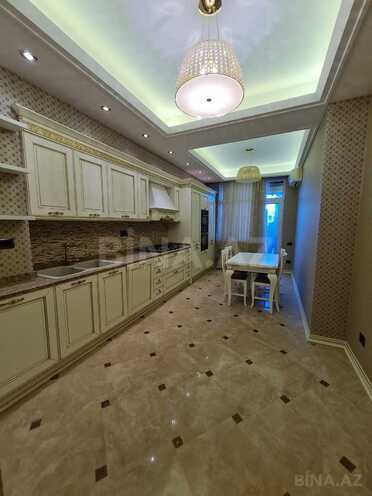 Продаётся 4-комн. новостройка 200 м², м. Элмляр Академиясы, photo 13 from 24