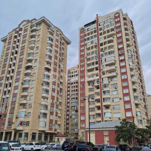 Продаётся 4-комн. новостройка 200 м², м. Элмляр Академиясы, photo 1 from 24
