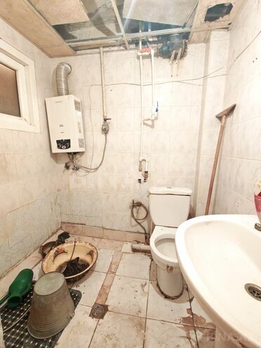 Продаётся 2-комн. вторичка 50 м², м. Элмляр Академиясы, photo 11 from 12