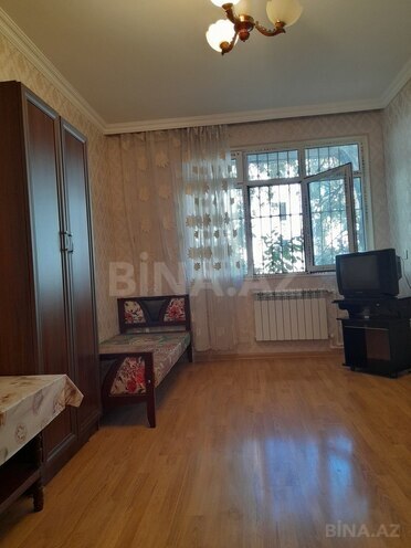 Satılır 1 otaqlı köhnə tikili 30 m², Memar Əcəmi m., photo 1 from 10
