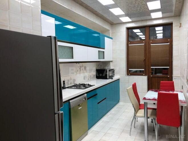 Сдаётся 2-комн. новостройка 80 м², м. Нефтчиляр, photo 11 from 12