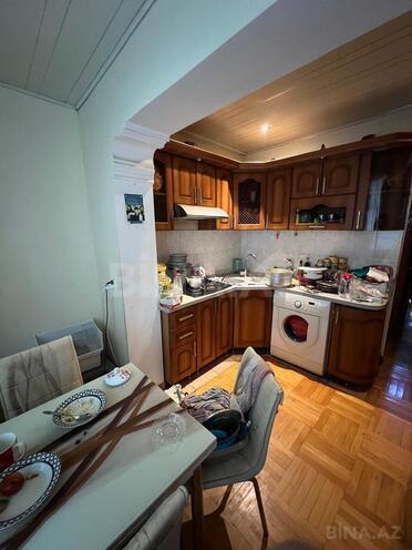 Satılır 3 otaqlı köhnə tikili 85 m², İnşaatçılar m., photo 13 from 24