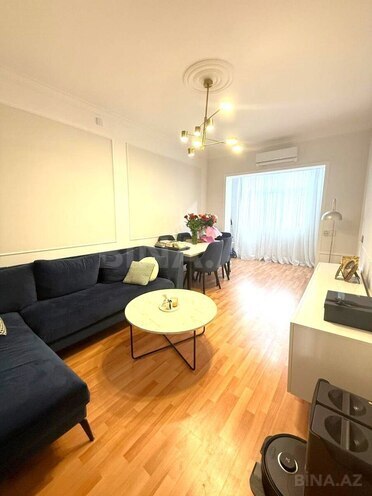 Продаётся 3-комн. вторичка 95 м², м. Азадлыг проспекти, photo 1 from 16