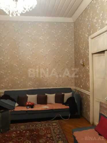 Продаётся 3-комн. вторичка 120 м², м. Низами, photo 9 from 10