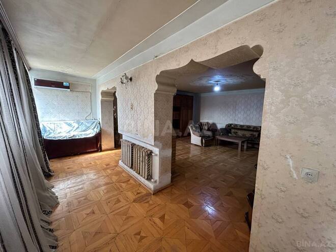 Продаётся 4-комн. вторичка 90 м², м. Нефтчиляр, photo 8 from 18