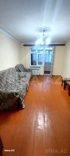 Продаётся 3-комн. вторичка 75 м², м. Нефтчиляр, photo 3 from 12