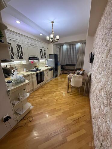 Продаётся 3-комн. новостройка 134 м², м. Кара Караев, photo 6 from 11