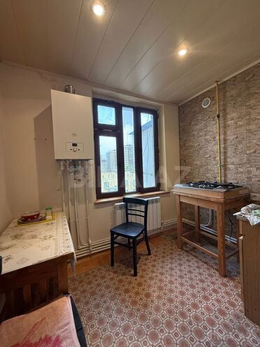 Продаётся 2-комн. вторичка 55 м², м. Элмляр Академиясы, photo 17 from 24