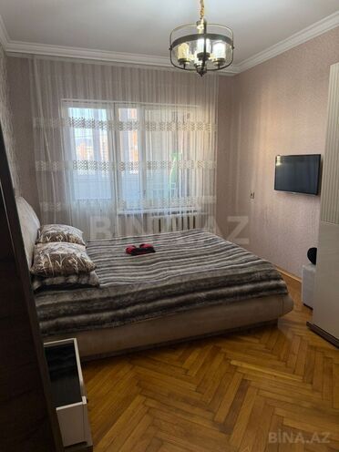 Продаётся 3-комн. вторичка 80 м², м. Ази Асланов, photo 4 from 16