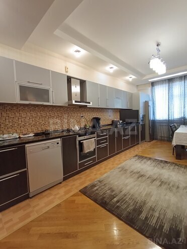 Продаётся 4-комн. новостройка 180 м², м. Мемар Аджеми, photo 18 from 21
