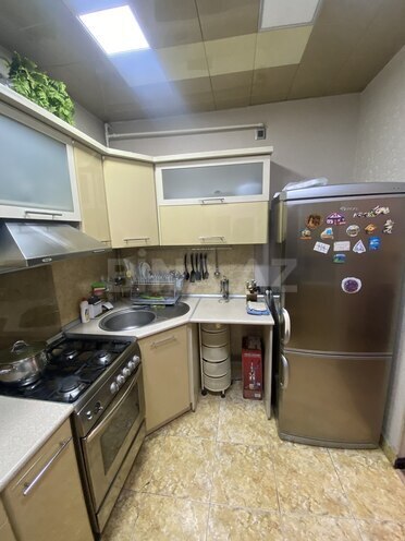 Satılır 4 otaqlı köhnə tikili 100 m², Azadlıq Prospekti m., photo 15 from 20