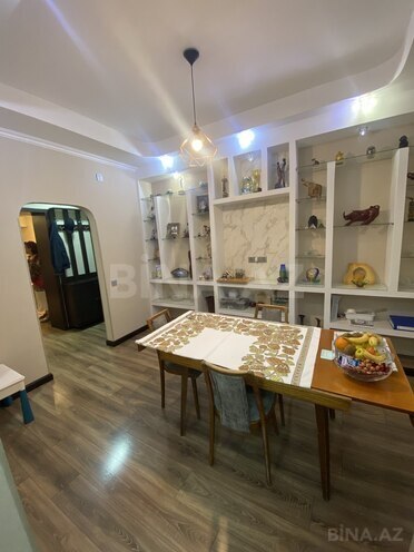 Satılır 4 otaqlı köhnə tikili 100 m², Azadlıq Prospekti m., photo 13 from 20