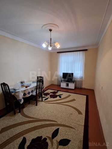 Продаётся 2-комн. вторичка 73 м², пос. Бакиханова, photo 1 from 16