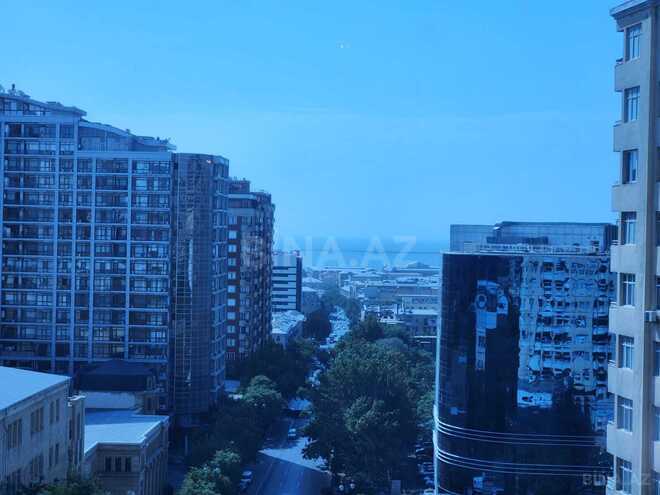Сдаётся 3-комн. новостройка 180 м², м. 28 мая, photo 8 from 32