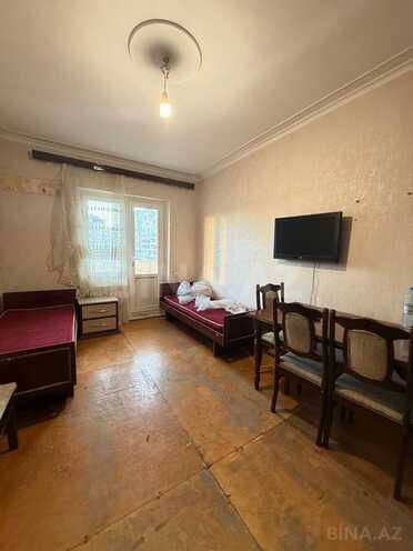 Продаётся 2-комн. вторичка 50 м², м. Иншаатчылар, photo 3 from 19