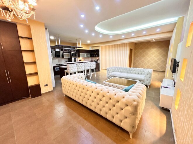 Сдаётся 3-комн. новостройка 135 м², Наримановский  р., photo 1 from 18