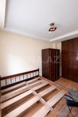 Сдаётся 3-комн. вторичка 85 м², м. Кара Караев, photo 13 from 17