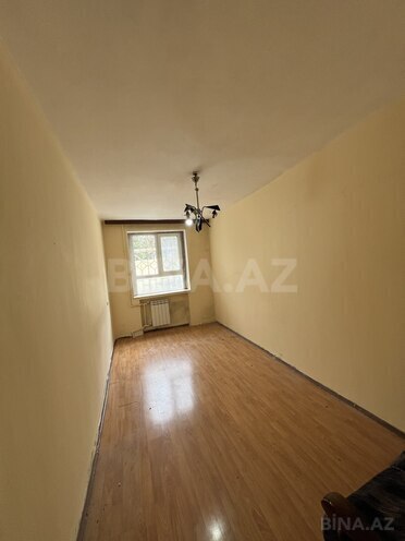 Сдаётся 3-комн. вторичка 85 м², м. Кара Караев, photo 1 from 17