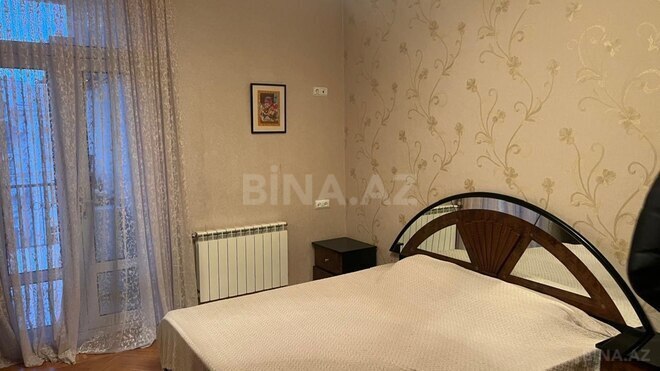 Продаётся 3-комн. вторичка 80 м², м. Ичеришехер, photo 4 from 12