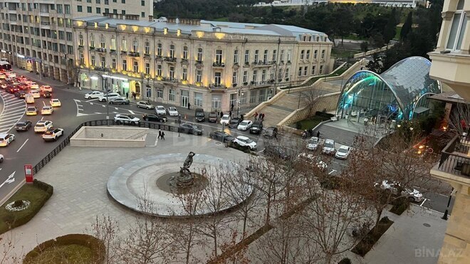 Продаётся 3-комн. вторичка 80 м², м. Ичеришехер, photo 9 from 12