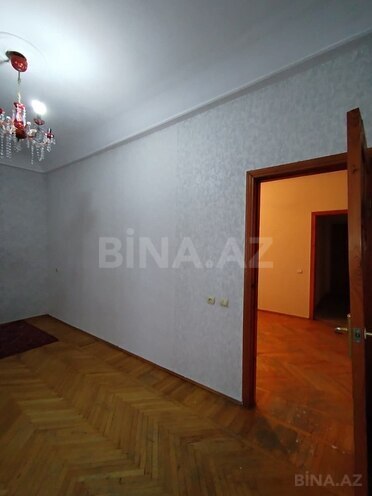 Satılır 2 otaqlı köhnə tikili 50 m², Yasamal r., photo 7 from 14