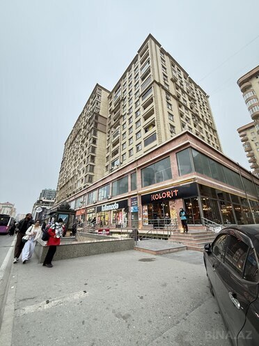 Продаётся 1-комн. новостройка 55 м², м. Иншаатчылар, photo 1 from 13