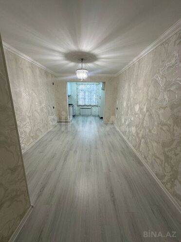 Продаётся 2-комн. вторичка 35 м², м. Нефтчиляр, photo 1 from 15