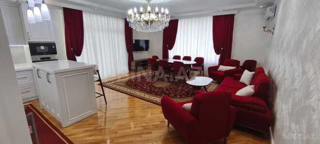 Сдаётся 5-комн. новостройка 175 м², photo 4 from 25