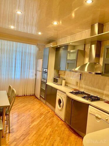 Сдаётся 4-комн. новостройка 200 м², м. Низами, photo 11 from 17