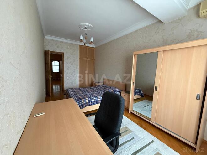 Сдаётся 4-комн. новостройка 200 м², м. Низами, photo 9 from 17