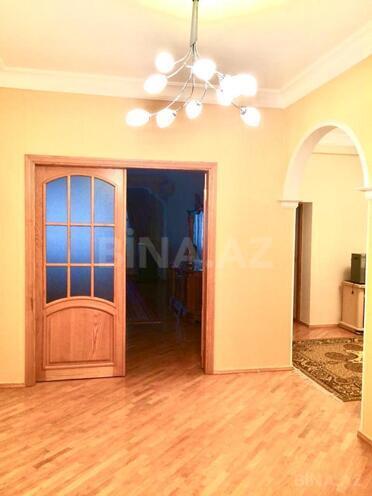 Сдаётся 4-комн. новостройка 200 м², м. Низами, photo 13 from 17