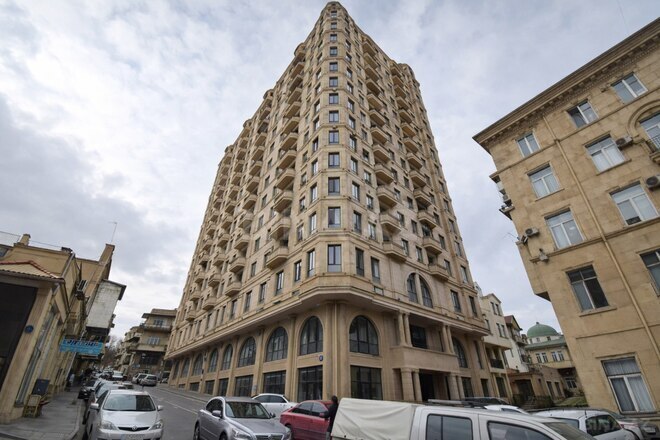 İcarəyə verilir 3 otaqlı yeni tikili 140 m², Nizami m., photo 3 from 24