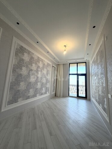 Продаётся 2-комн. новостройка 81 м², м. Кара Караев, photo 10 from 18