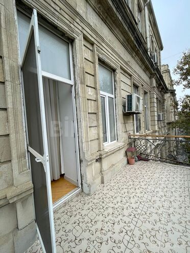 Satılır 3 otaqlı köhnə tikili 100 m², Sahil m., photo 25 from 26