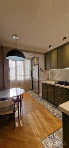 Сдаётся 2-комн. вторичка 70 м², м. Нариман Нариманов, photo 1 from 16