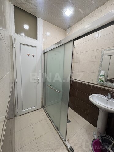 Продаётся 3-комн. вторичка 65 м², м. 20 января, photo 16 from 18