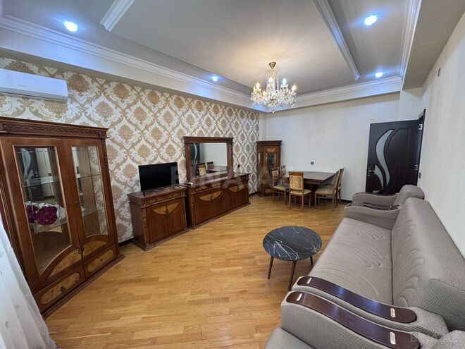 Сдаётся 2-комн. новостройка 75 м², м. Халглар Достлугу, photo 1 from 13