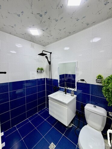 Продаётся 2-комн. вторичка 55 м², м. Нефтчиляр, photo 18 from 19