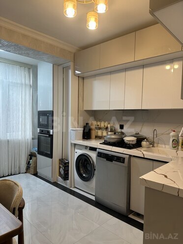 Продаётся 4-комн. вторичка 100 м², м. Нефтчиляр, photo 25 from 32