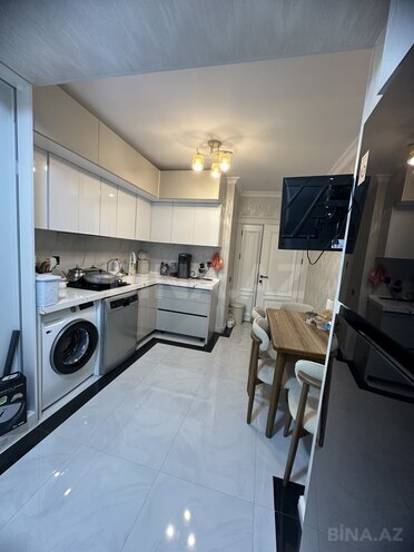 Продаётся 4-комн. вторичка 100 м², м. Нефтчиляр, photo 23 from 32