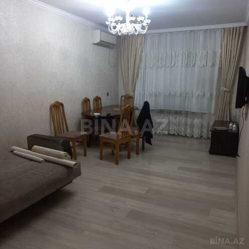 Сдаётся 3-комн. вторичка 75 м², пос. Бакиханова, photo 1 from 13