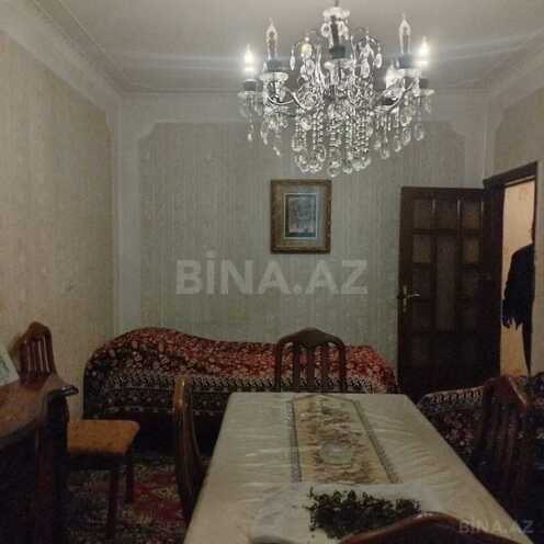 Продаётся 2-комн. вторичка 65 м², пос. 8-й мкр, photo 5 from 14